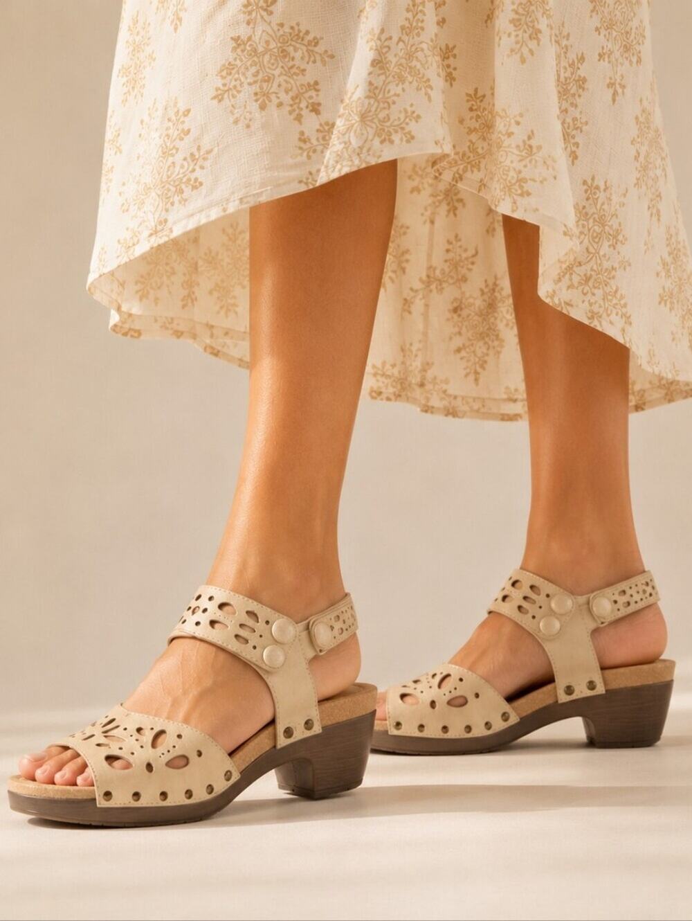 Miz Mooz HarLene Cutout Leather Platform Sandals Beige Size 8.5 S4157